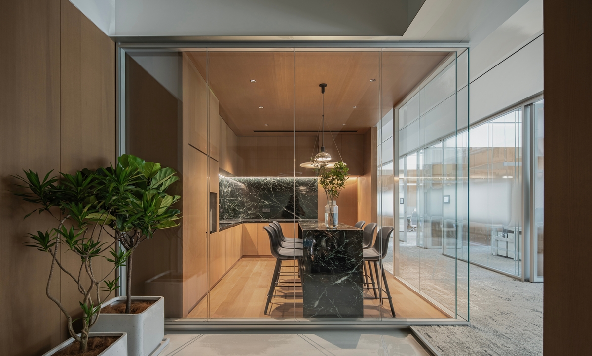 Smart Office Interior Design That Drives Productivity