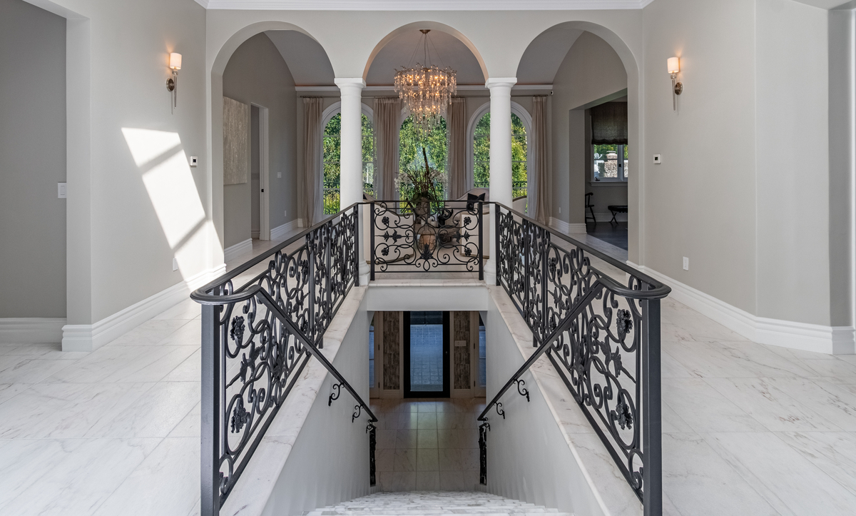 minimalist staircase designs for modern homes