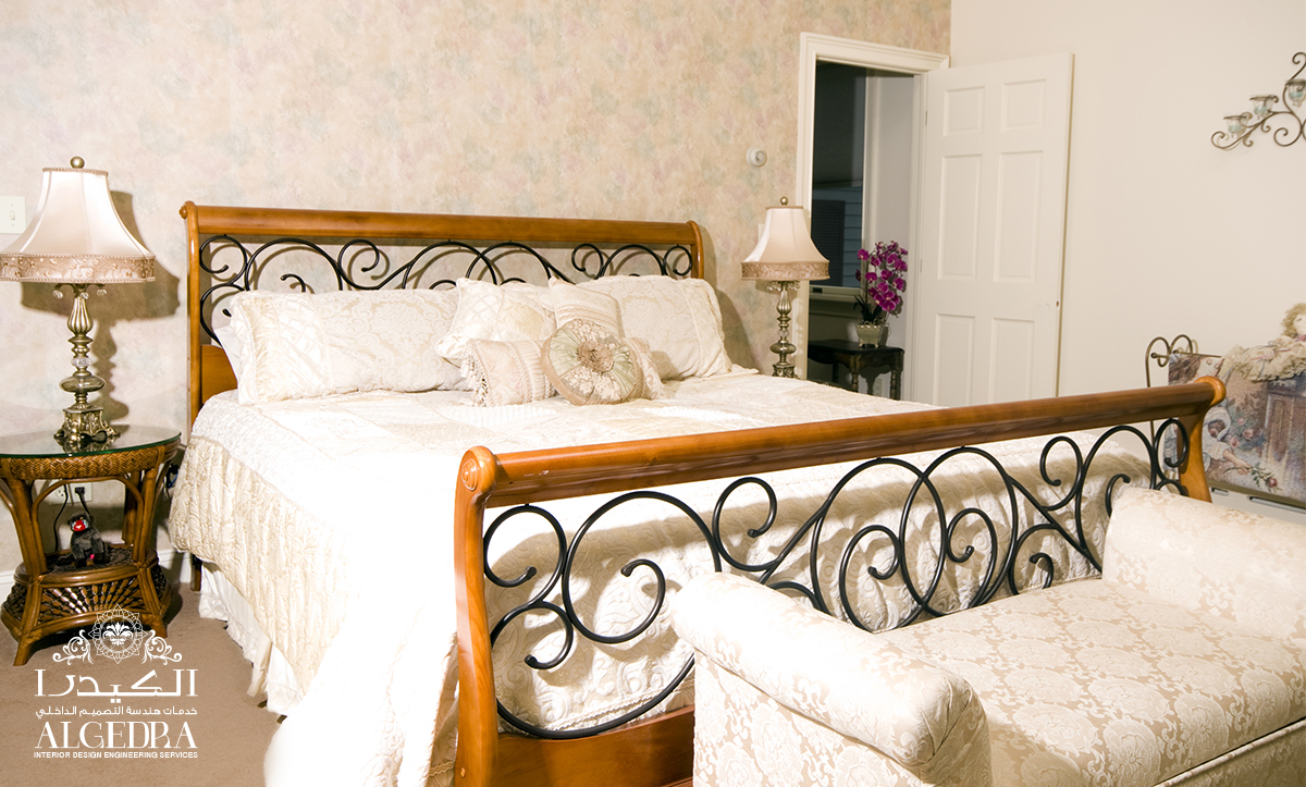 luxury Victorian bedroom decor